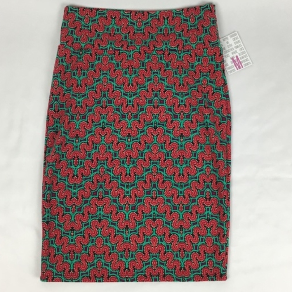 NWT LulaRoe Cassie Pencil Skirt Size Medium
